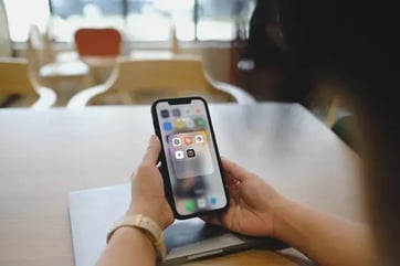 La IA no puede captar la vibra: la estrategia 80/20 para contenido que impulsa prospectos y conversiones