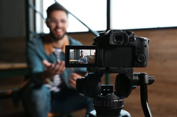 Video Marketing que genera confianza en buscadores, redes sociales e IA
