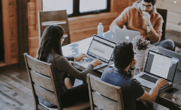 Cómo usar la creatividad guiada por los datos para mejorar la experiencia del cliente