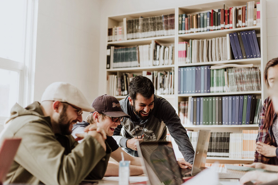 Consejos para hacer crecer su marca a través de marketing por LinkedIn